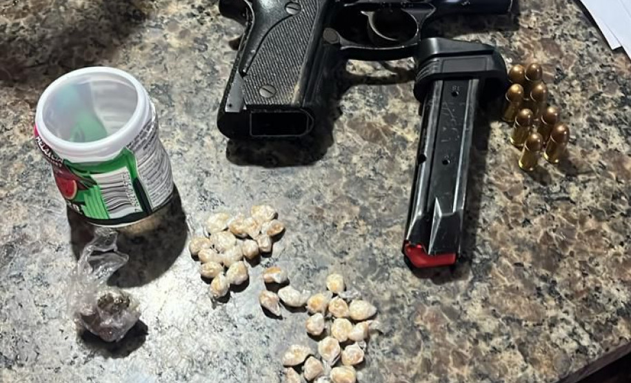 Operação integrada prende 25 pessoas suspeitas de integrar grupo criminoso no Alto Boqueirão, em Curitiba