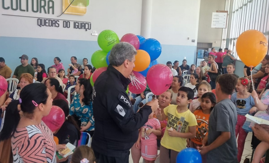 PCPR na Comunidade leva serviços a mais de mil pessoas em Quedas do Iguaçu