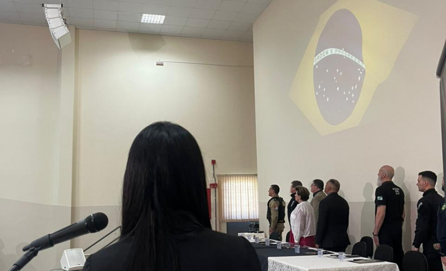 PCPR homenageia 72 servidores com Medalhas de Serviço Policial em Ponta Grossa