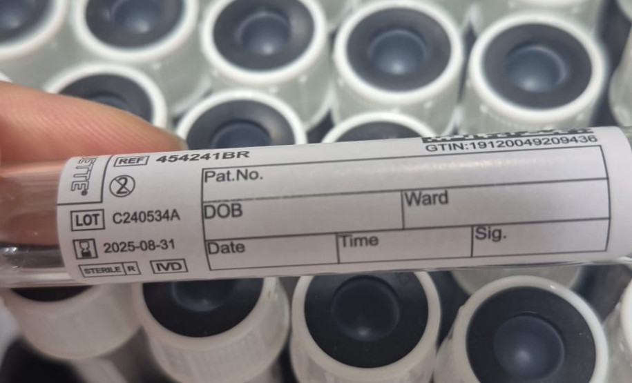 PCPR prende mulher por realizar procedimentos estéticos ilegais e usar medicamentos sem registro em clínica no bairro CIC