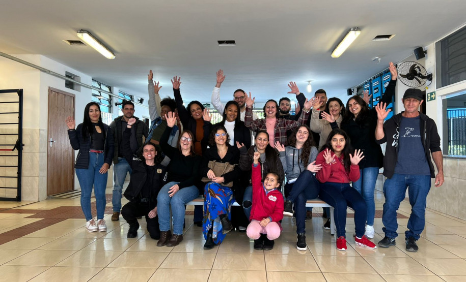 PCPR realiza projeto com aulas sobre direitos e prevenção à violência em Cândido de Abreu
