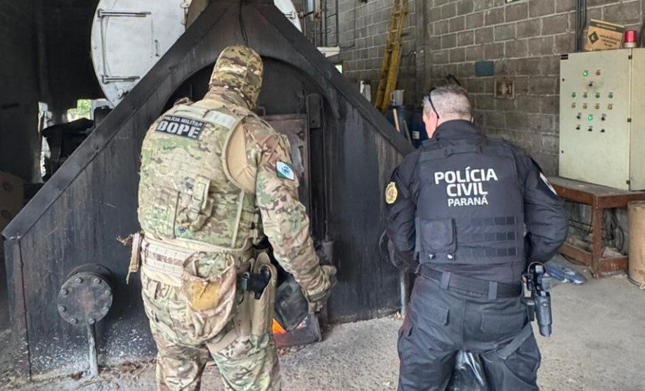 PCPR e PMPR incineram mais de uma tonelada de cocaína em Curitiba e Araucária