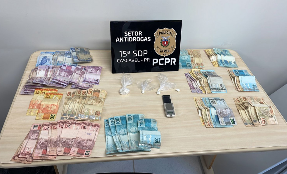 PCPR e PMPR prendem casal por tráfico de drogas em Cascavel