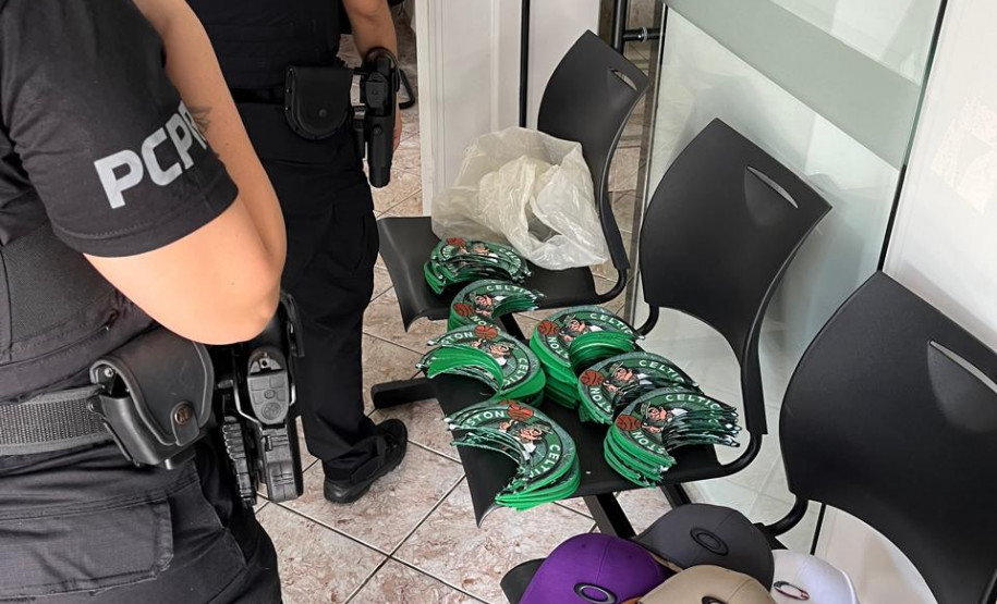 PCPR apreende materiais que seriam utilizados na falsificação de bonés em Apucarana