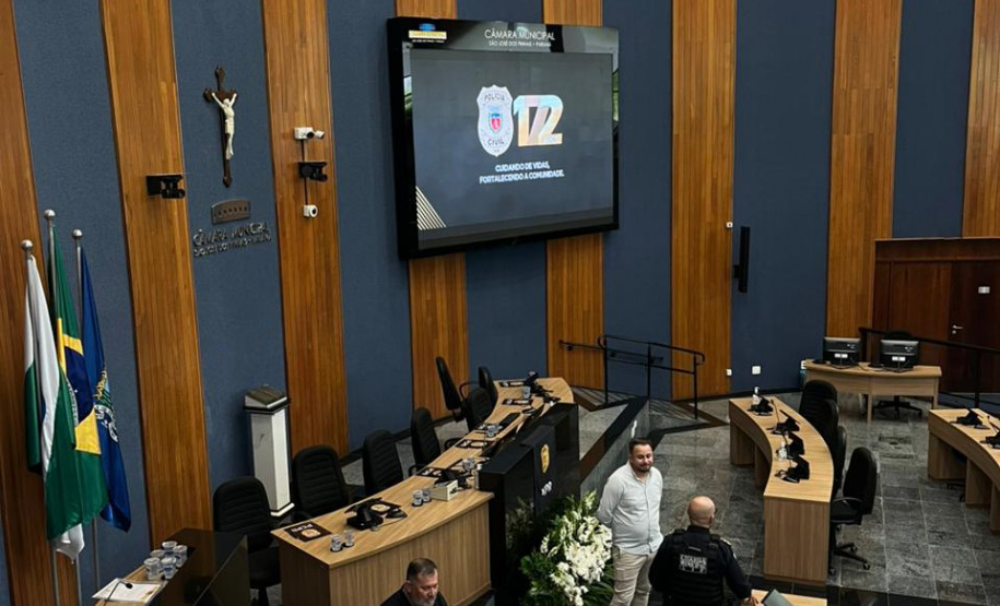 PCPR homenageia 62 servidores com Medalhas de Serviço Policial em São José dos Pinhais