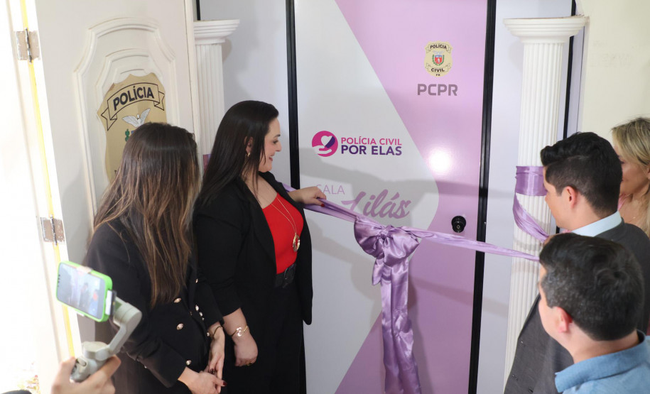 PCPR inaugura Sala Lilás para atendimento humanizado de mulheres em Carambeí