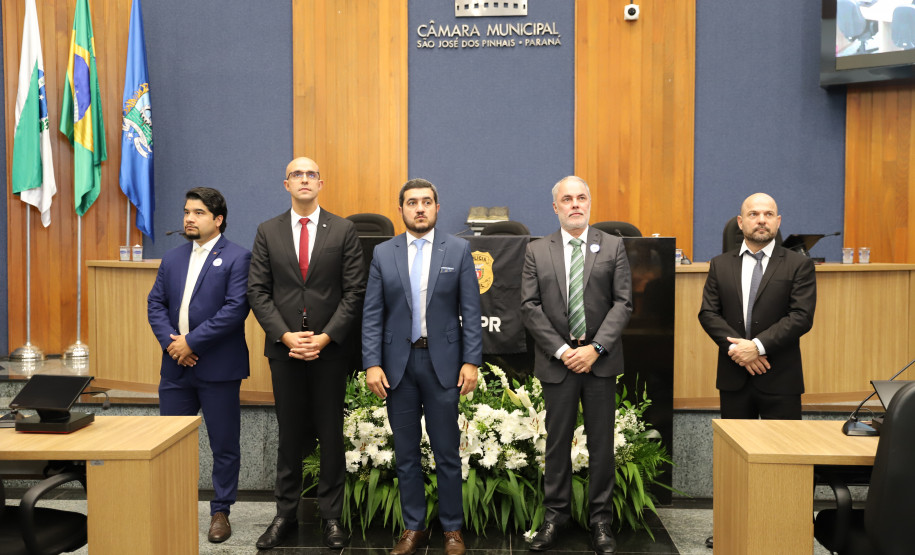 PCPR homenageia 62 servidores com Medalhas de Serviço Policial em São José dos Pinhais