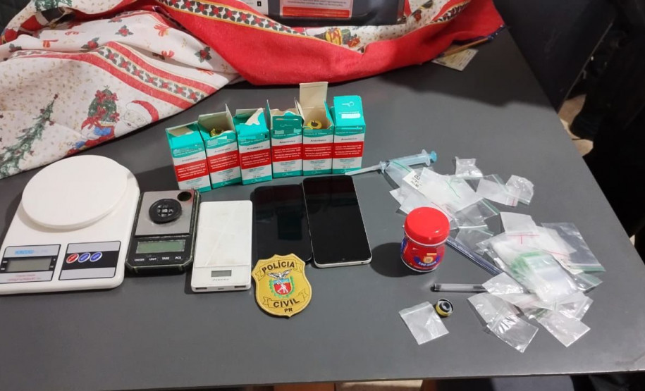 PCPR apreende drogas, celulares e prende uma pessoa em ação contra suspeitos de vender cetamina