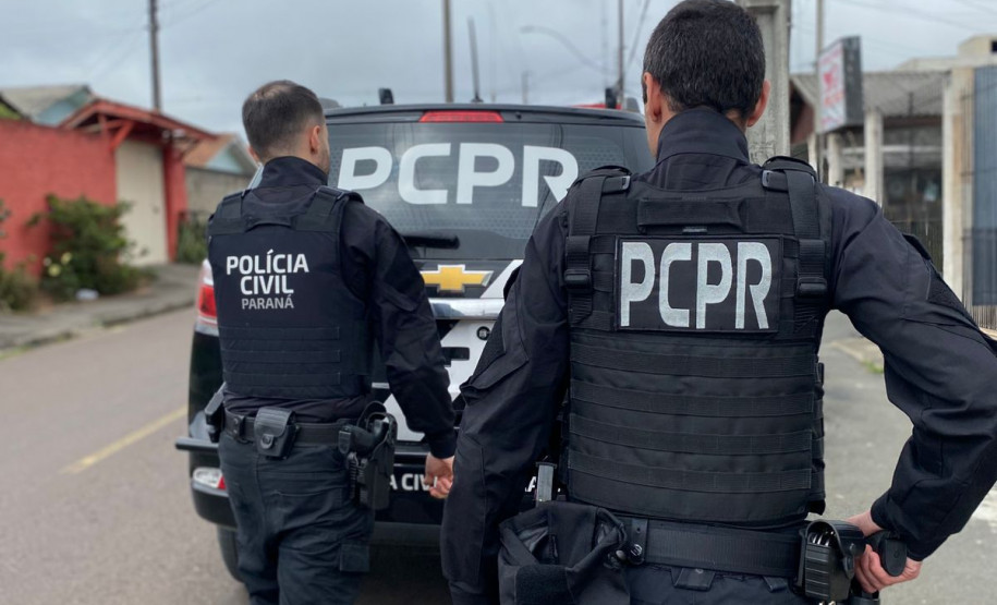 PCPR prende dois homens durante ação contra o tráfico de drogas na RMC