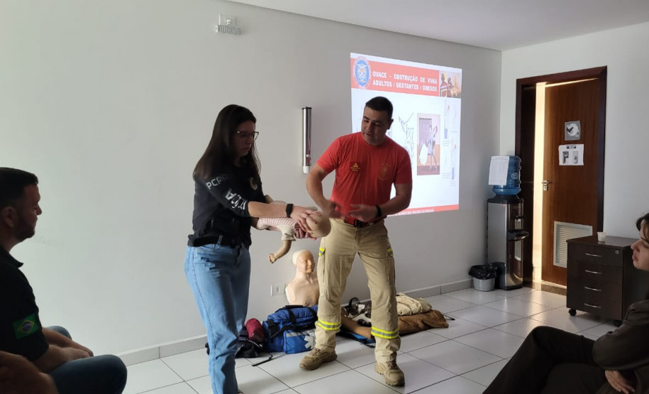 PCPR realiza curso de primeiros socorros com foco em engasgamento em Araucária