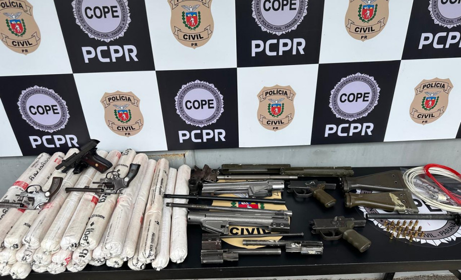PCPR apreende cerca de 30 quilos de explosivos e armas de fogo em Piraquara