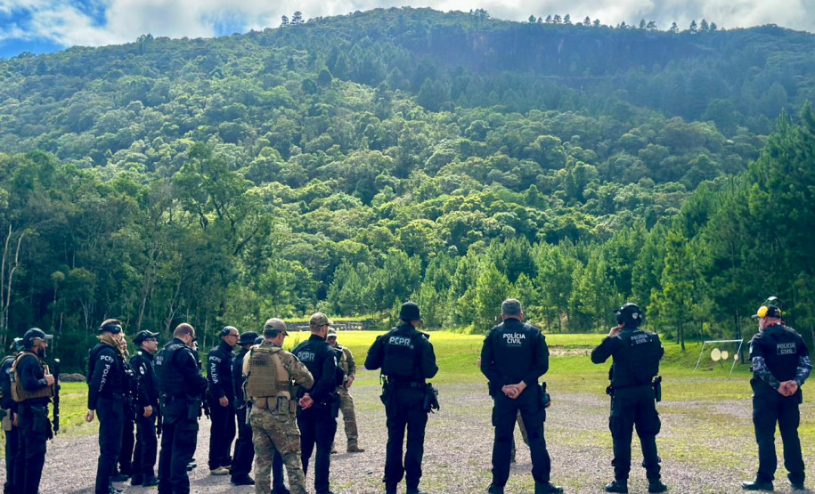 PCPR prepara servidores para o uso de fuzis durante o Verão Maior Paraná