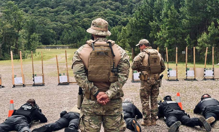 PCPR prepara servidores para o uso de fuzis durante o Verão Maior Paraná