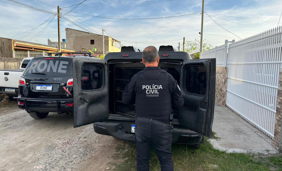 Polícias do Paraná desencadeiam operação no Litoral e prendem 40 pessoas