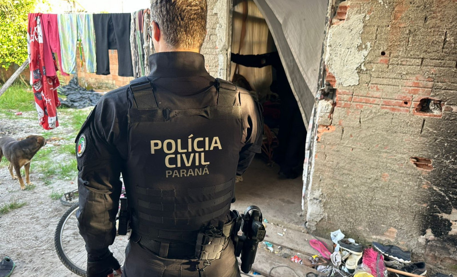 Polícias do Paraná desencadeiam operação no Litoral e prendem 40 pessoas