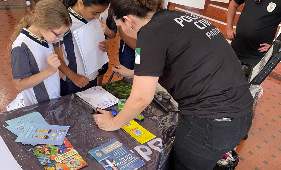 PCPR na Comunidade atende mais de 2,6 mil pessoas durante edições em Arapongas e Corbélia