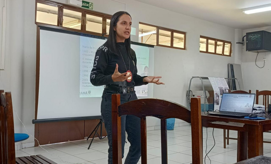 PCPR realiza palestra de prevenção a violência contra a mulher em Foz do Iguaçu