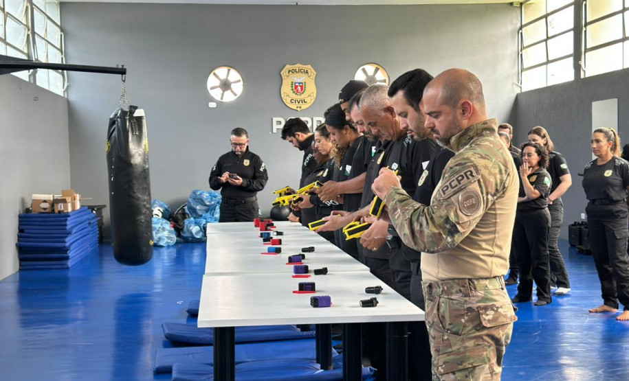 PCPR prepara servidores para uso de armas não letais durante o Verão Maior Paraná