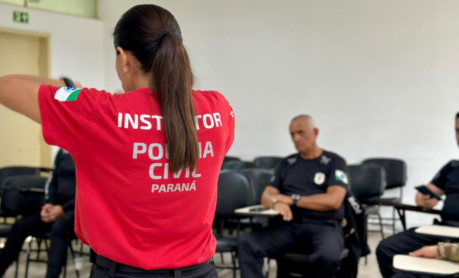 PCPR prepara servidores para uso de armas não letais durante o Verão Maior Paraná