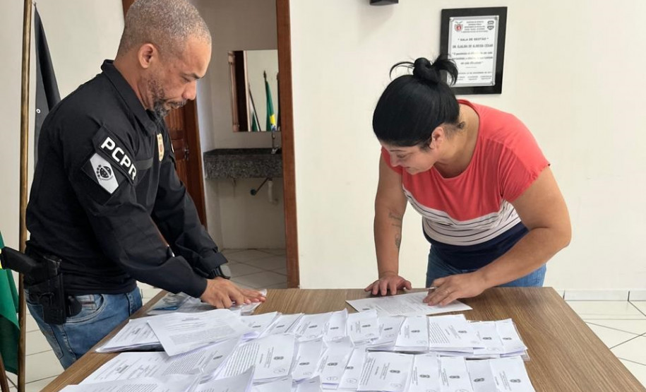 PCPR devolve 70 celulares recuperados em Foz do Iguaçu