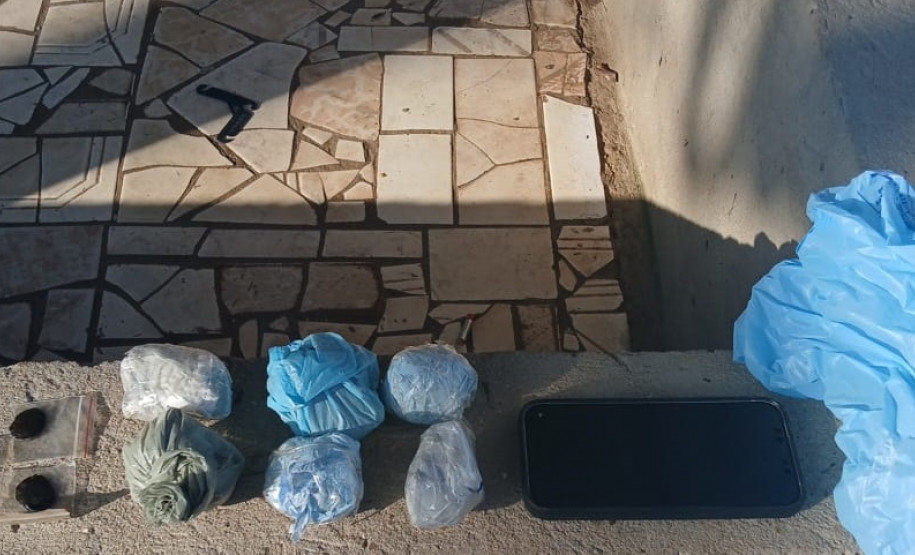 PCPR, PMPR e GCM prendem suspeito de tráfico drogas e associação ao tráfico em Sengés