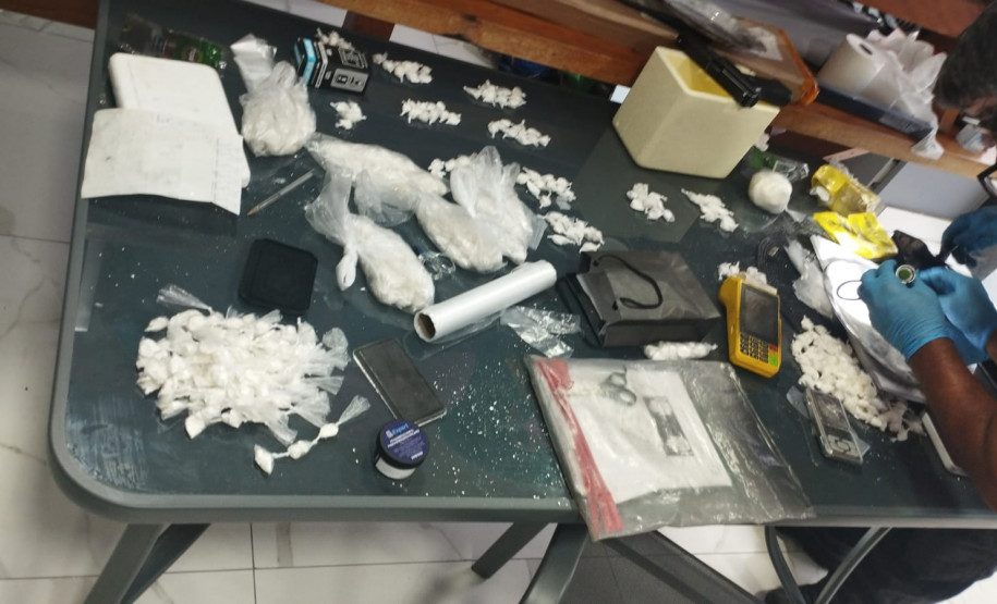 PCPR apreende drogas e produtos de origem criminosa em Ibiporã