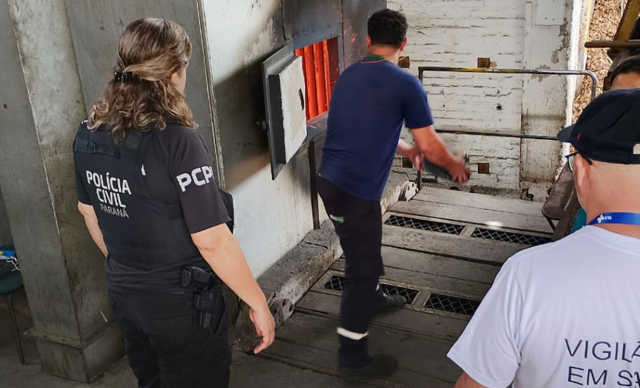 PCPR realiza incineração de drogas apreendidas em Matinhos e Guaratuba