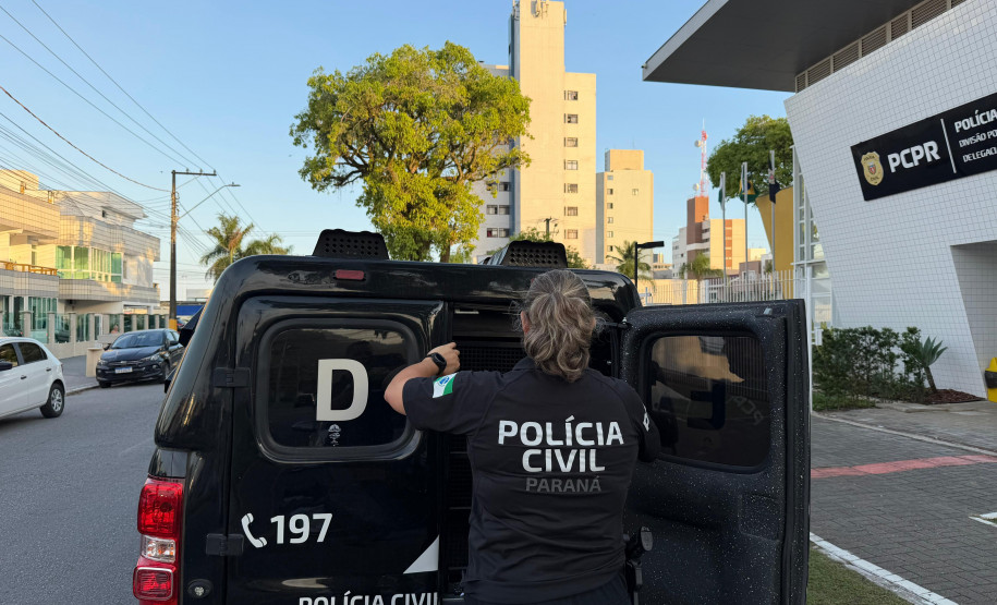PCPR prende mulher investigado por aplicar mais de 15 golpes do “falso aluguel” em Matinhos
