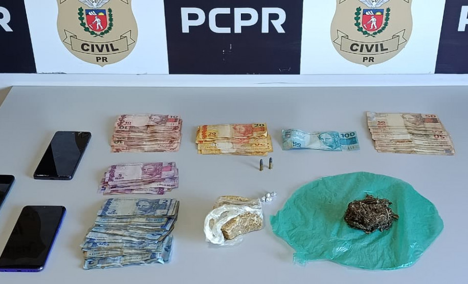 PCPR e PMPR prendem duas pessoas em operação contra o tráfico em Carlópolis
