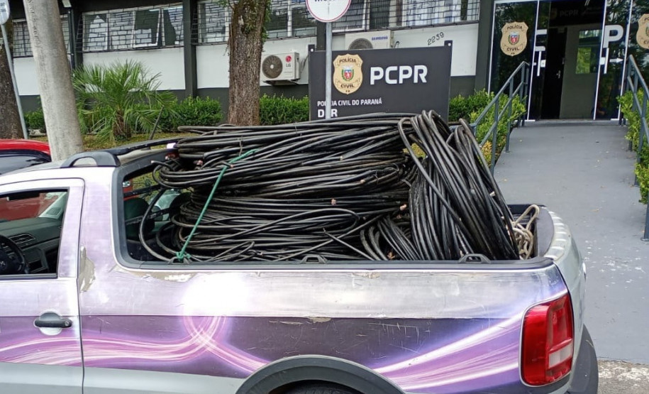 PCPR prende homem em flagrante por receptação de uma tonelada de cabos de telefonia em Curitiba