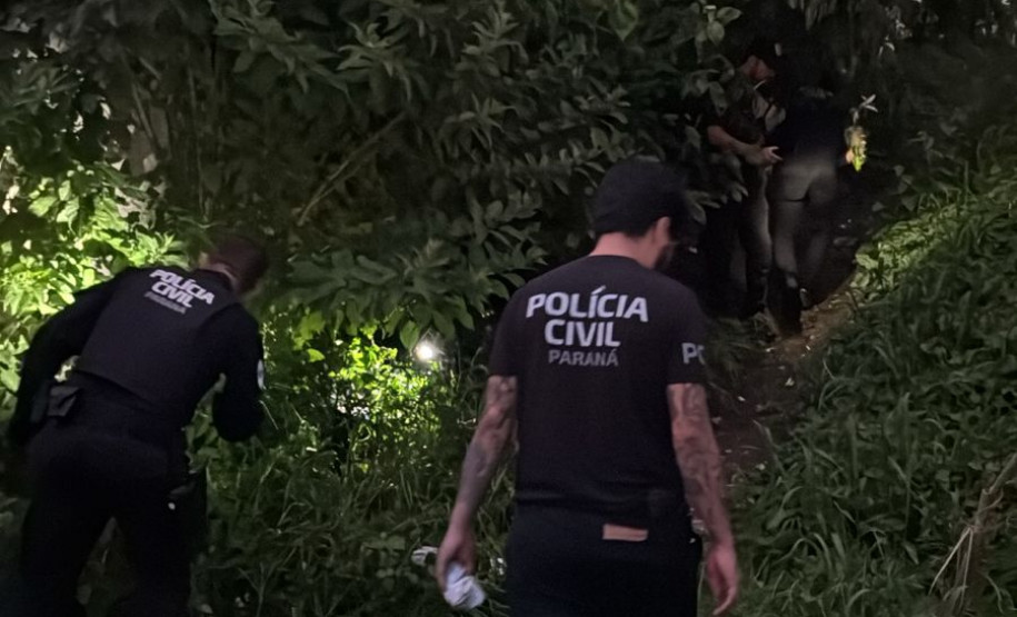 PCPR prende três pessoas em flagrante e apreende 1.600 reais durante operação em Colombo (7579)