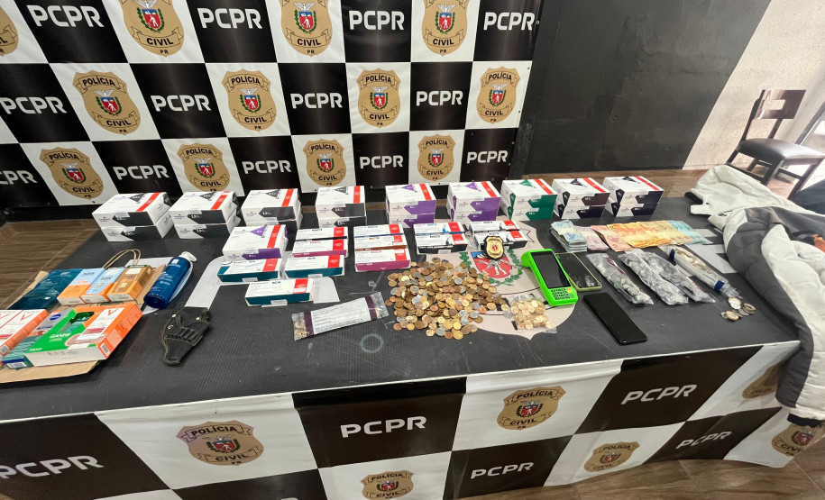 PCPR prende dois homens por roubo ocorrido em farmácia de Curitiba
