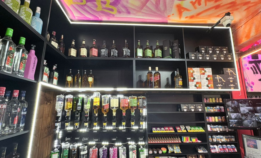 PCPR prende mulher durante combate a comercialização de bebidas falsificadas em Curitiba