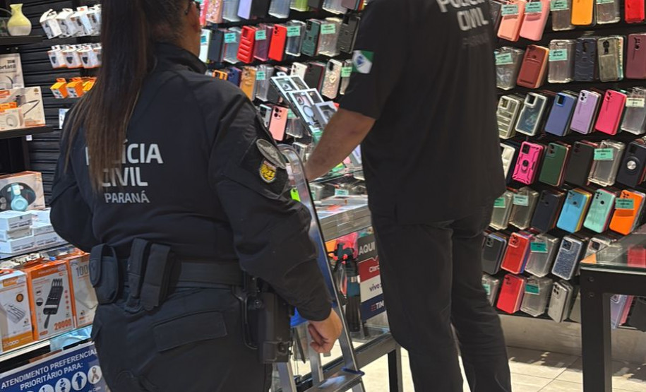 PCPR apreende mais de 1,6 mil produtos contrafeitos em Curitiba