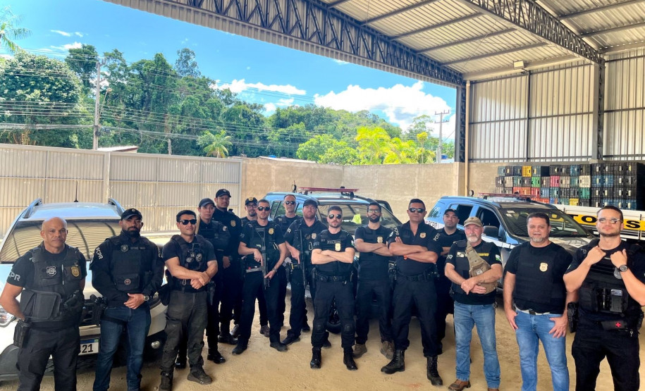 PCPR prende três pessoas e apreende drogas e armamento em Cerro Azul