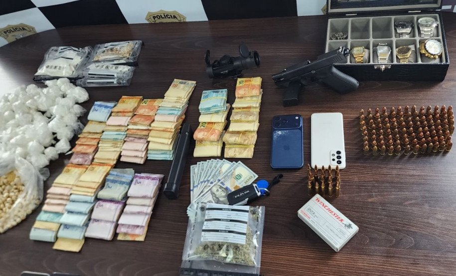 PCPR prende 9 pessoas e apreende 2,1 mil porções de drogas em operação contra o tráfico em Curitiba e na RMC