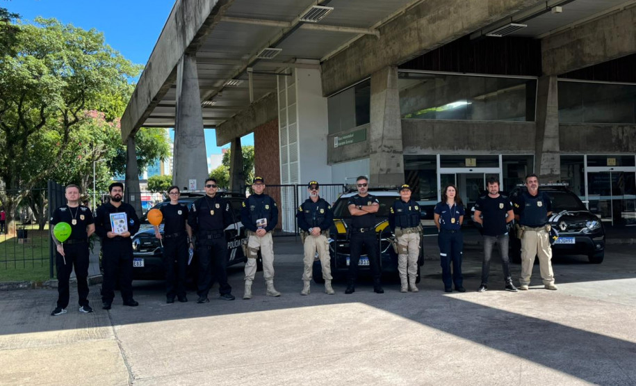 PCPR participa de ação de conscientização proteção de crianças e adolescentes em Curitiba