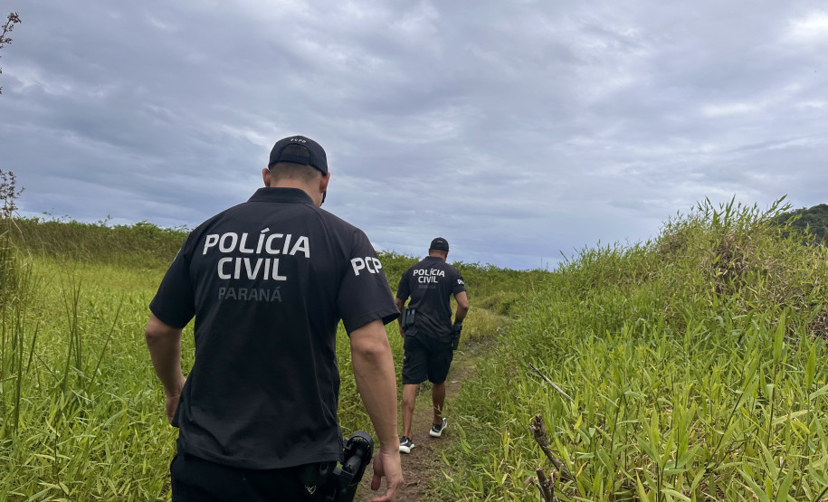 PCPR cumpre três mandados de prisão e um de busca e apreensão em Guaraqueçaba