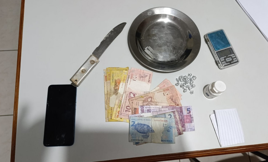 PCPR prende jovem por roubo majorado e tráfico de drogas em Jaguariaíva