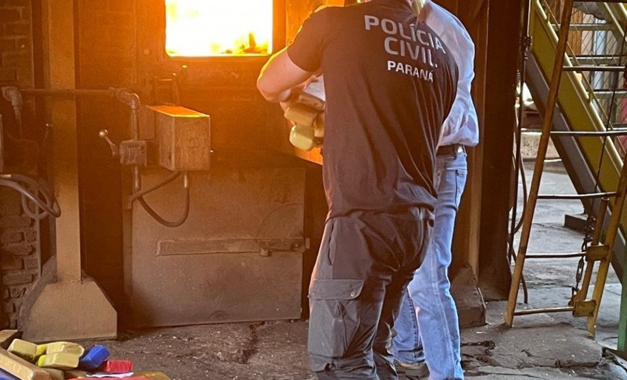 PCPR realiza a incineração de mais de 1,3 toneladas de entorpecentes em Campo Mourão