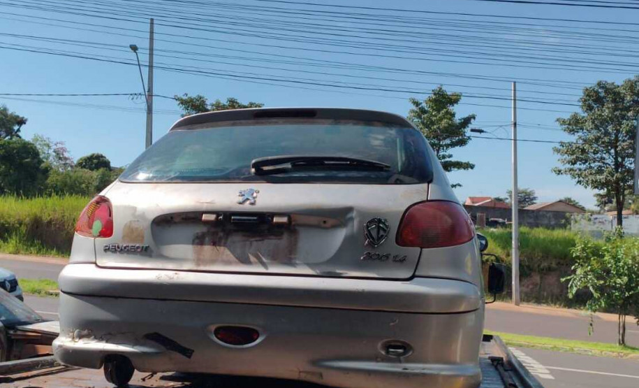 PCPR recupera veículo furtado e prende dois homens em flagrante por receptação em Londrina