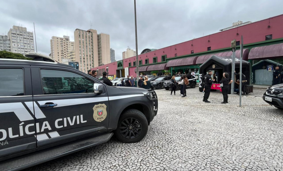 Forças de segurança participam do evento Mulheres em Ação, em Curitiba