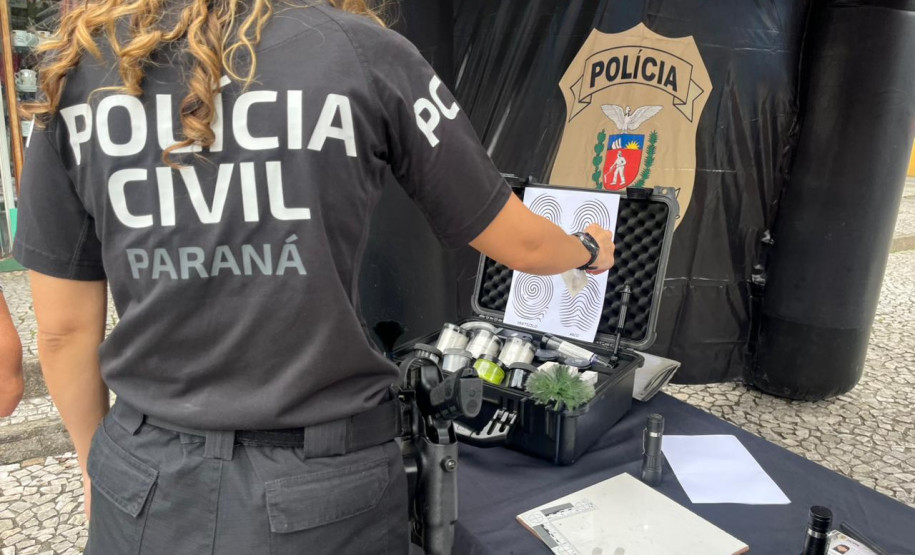 Forças de segurança participam do evento Mulheres em Ação, em Curitiba