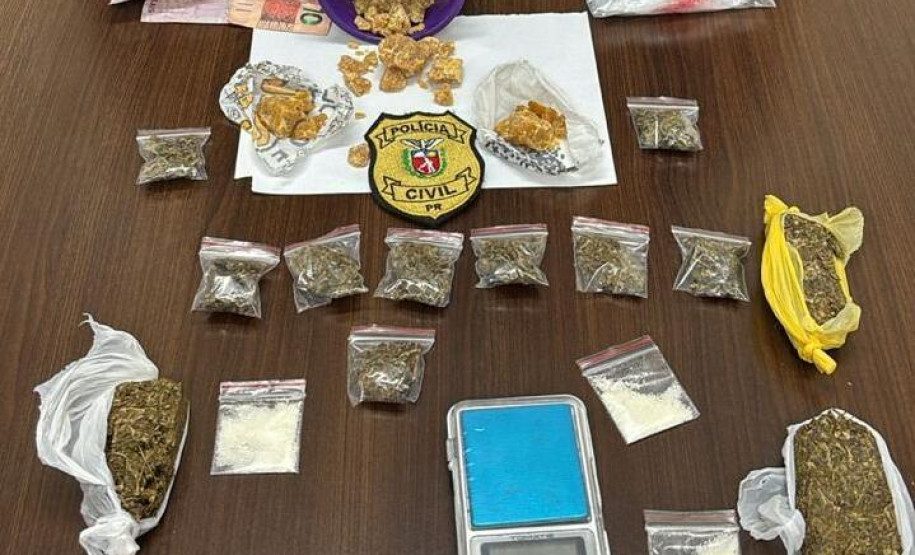 PCPR prende mulher em flagrante por tráfico de drogas em Pinhais