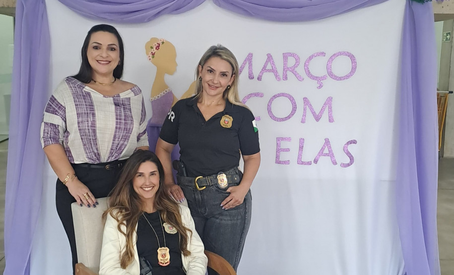 ​PCPR reforça combate à violência contra a mulher em evento alusivo ao Março Lilás em Carambeí