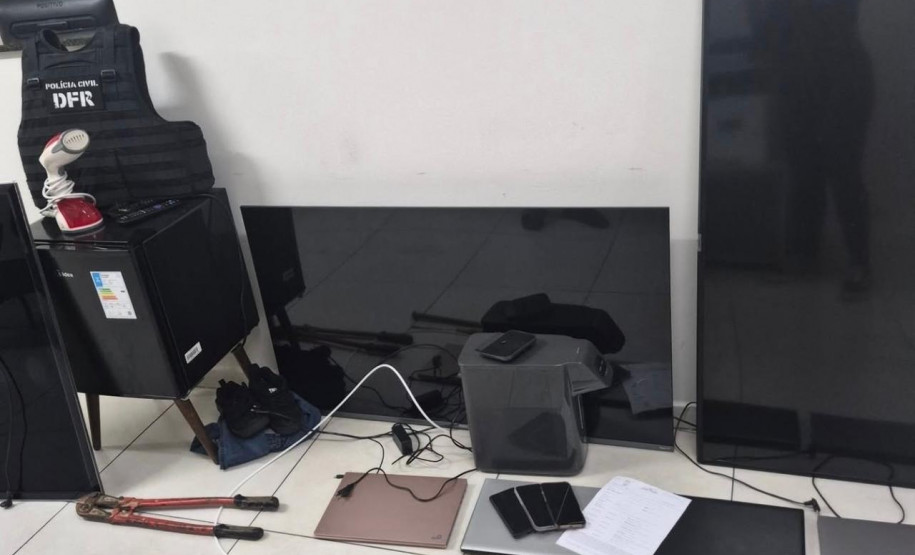 PCPR prende homem em flagrante e recupera itens furtados 12h após o crime em Curitiba