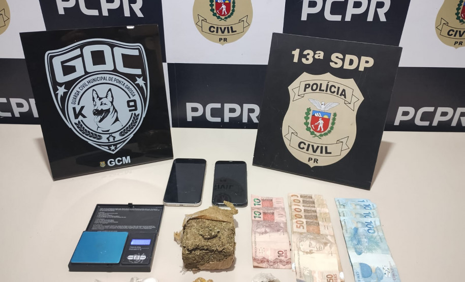 PCPR e GCM prendem homem em flagrante por tráfico de drogas em Ponta Grossa