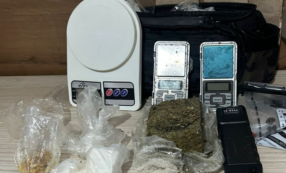 PCPR prende quatro pessoas em flagrante por tráfico de drogas em Santa Mariana