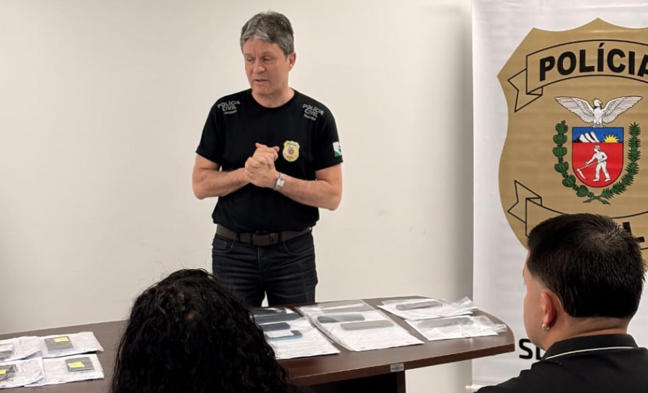 PCPR realiza entrega de aparelhos celulares recuperados em investigação em Maringá