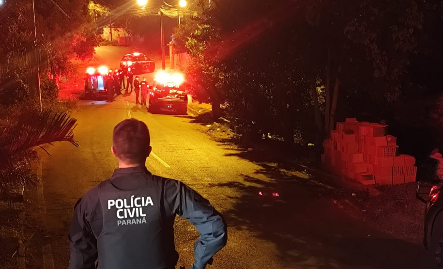 PCPR prende cinco pessoas durante operação contra o tráfico de drogas em Francisco Beltrão